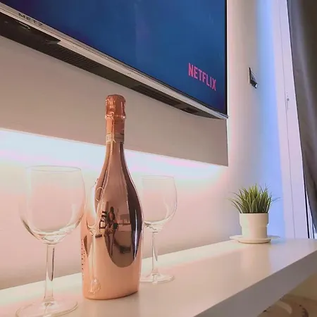 Mezarina Luxury Apts Διαμέρισμα *