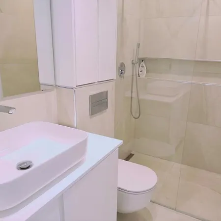 Mezarina Luxury Apts *
