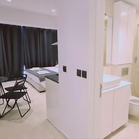 Mezarina Luxury Apts Διαμέρισμα *