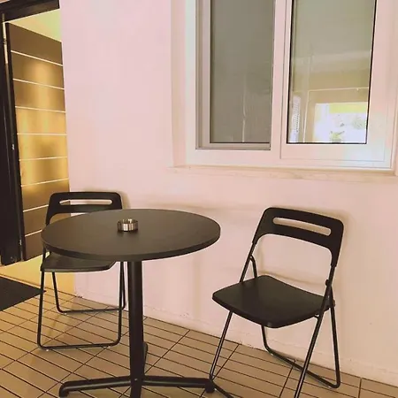 Mezarina Luxury Apts Διαμέρισμα *