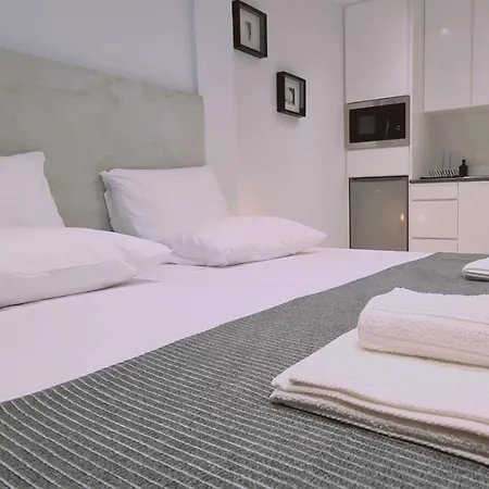 Mezarina Luxury Apts Appartement