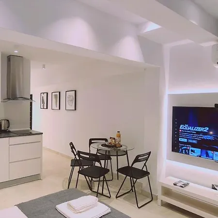 Mezarina Luxury Apts Ayia Napa